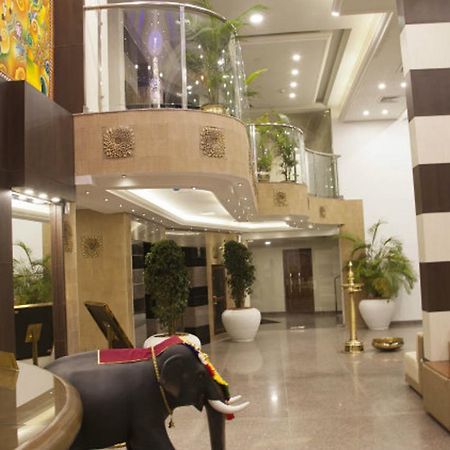 Hotel Sps Kingsway Thiruvananthapuram Exterior foto