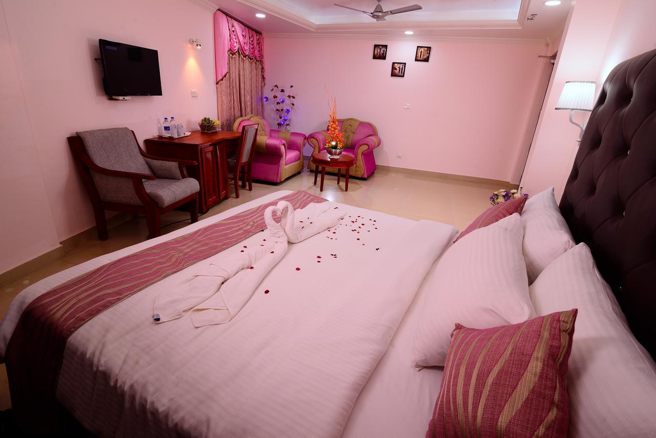 Hotel Sps Kingsway Thiruvananthapuram Exterior foto