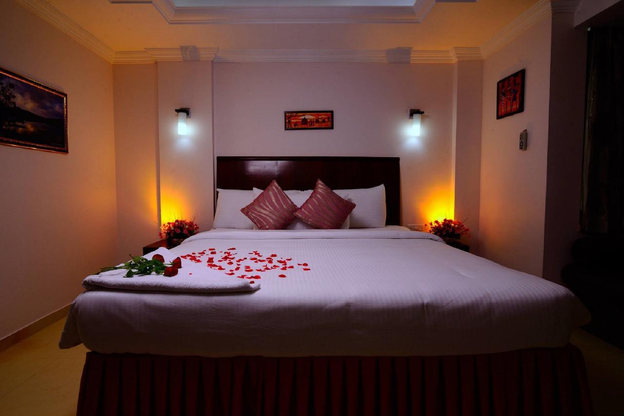 Hotel Sps Kingsway Thiruvananthapuram Exterior foto