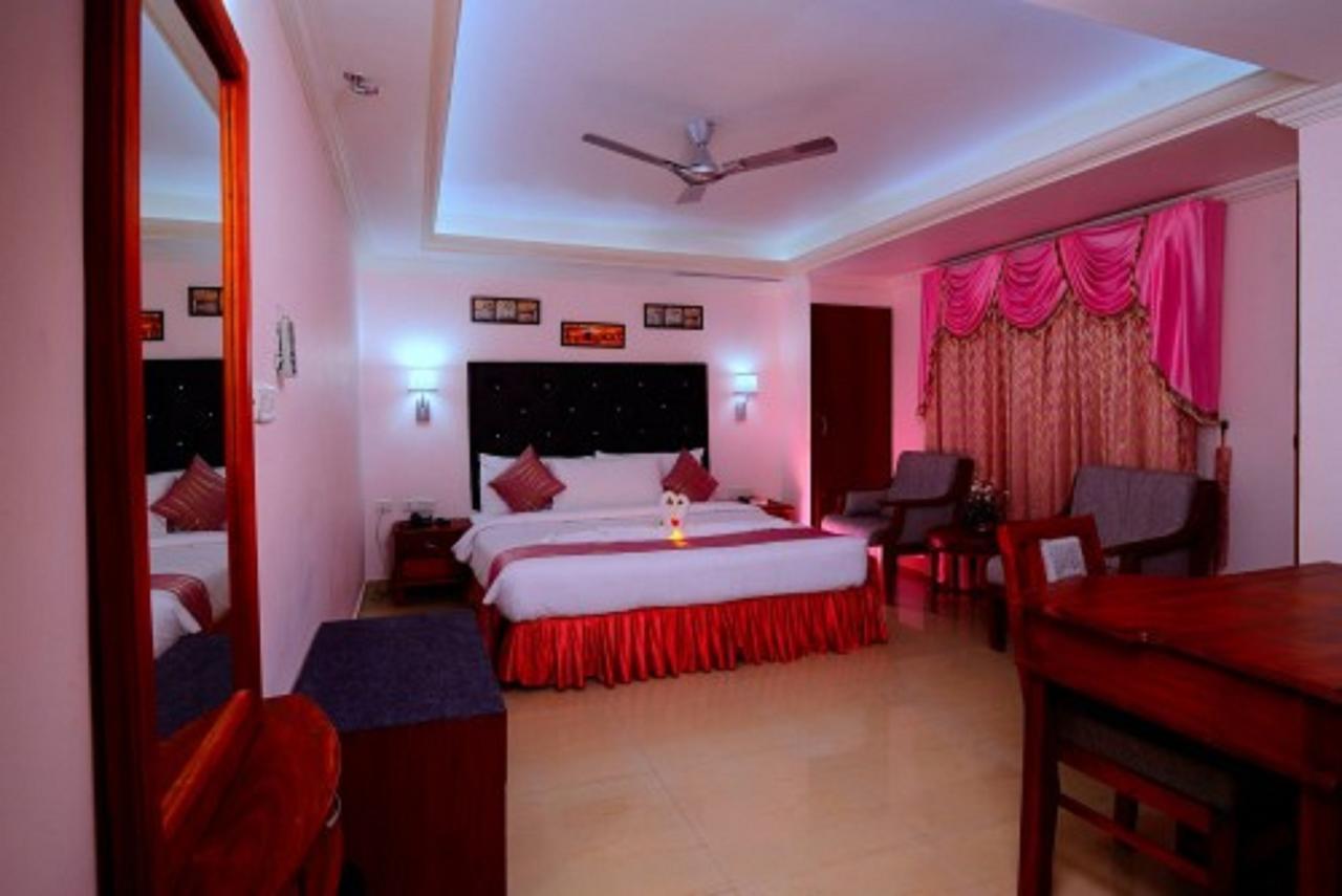 Hotel Sps Kingsway Thiruvananthapuram Exterior foto
