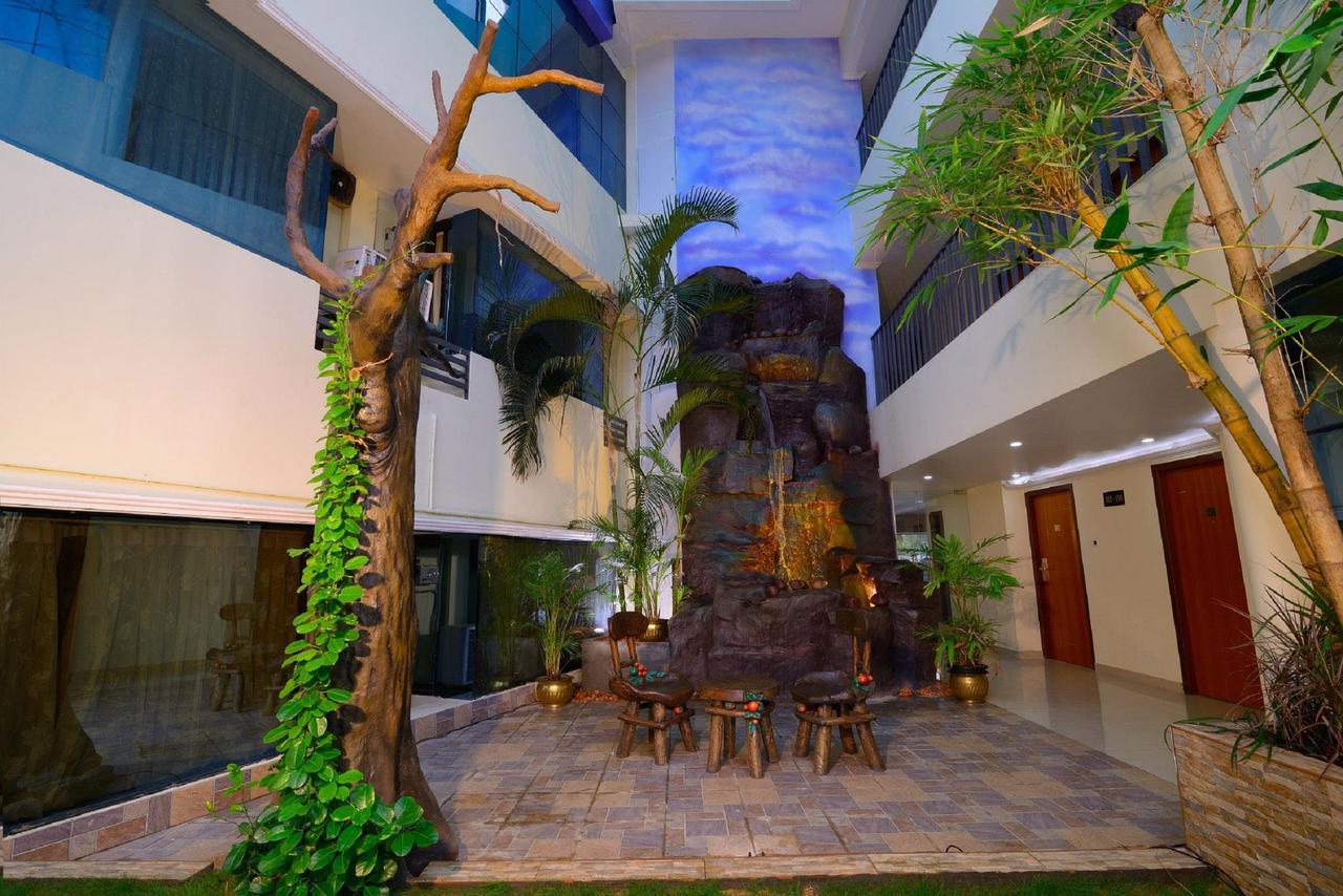 Hotel Sps Kingsway Thiruvananthapuram Exterior foto